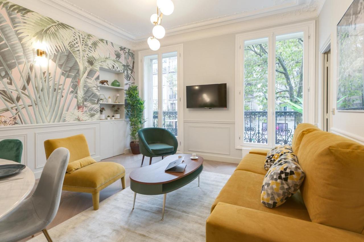 Stylish 2Bd House In Central Paris By Guestready Apartment Bagian luar foto